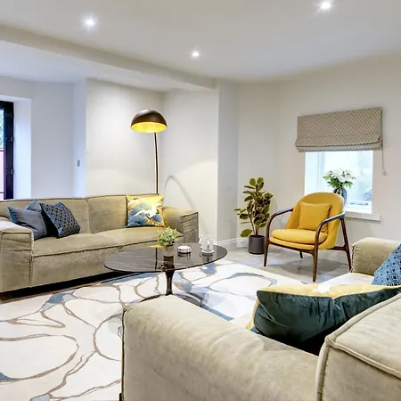 Elmleigh Nook - With Parking * Harrogate