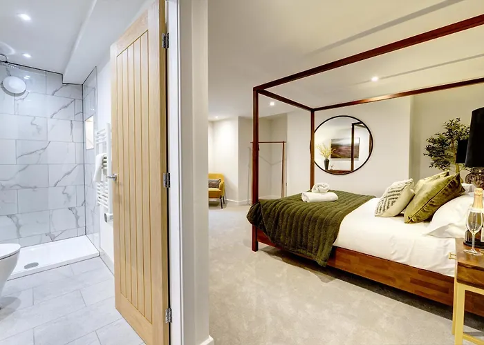 Elmleigh Nook - With Parking شقة *